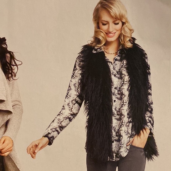 Cabi #988 Snakeskin Blouse, size medium - Picture 2 of 8